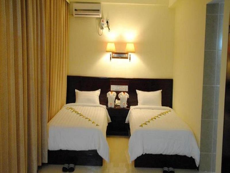Golden Hill Hotel - Lashio Exterior foto